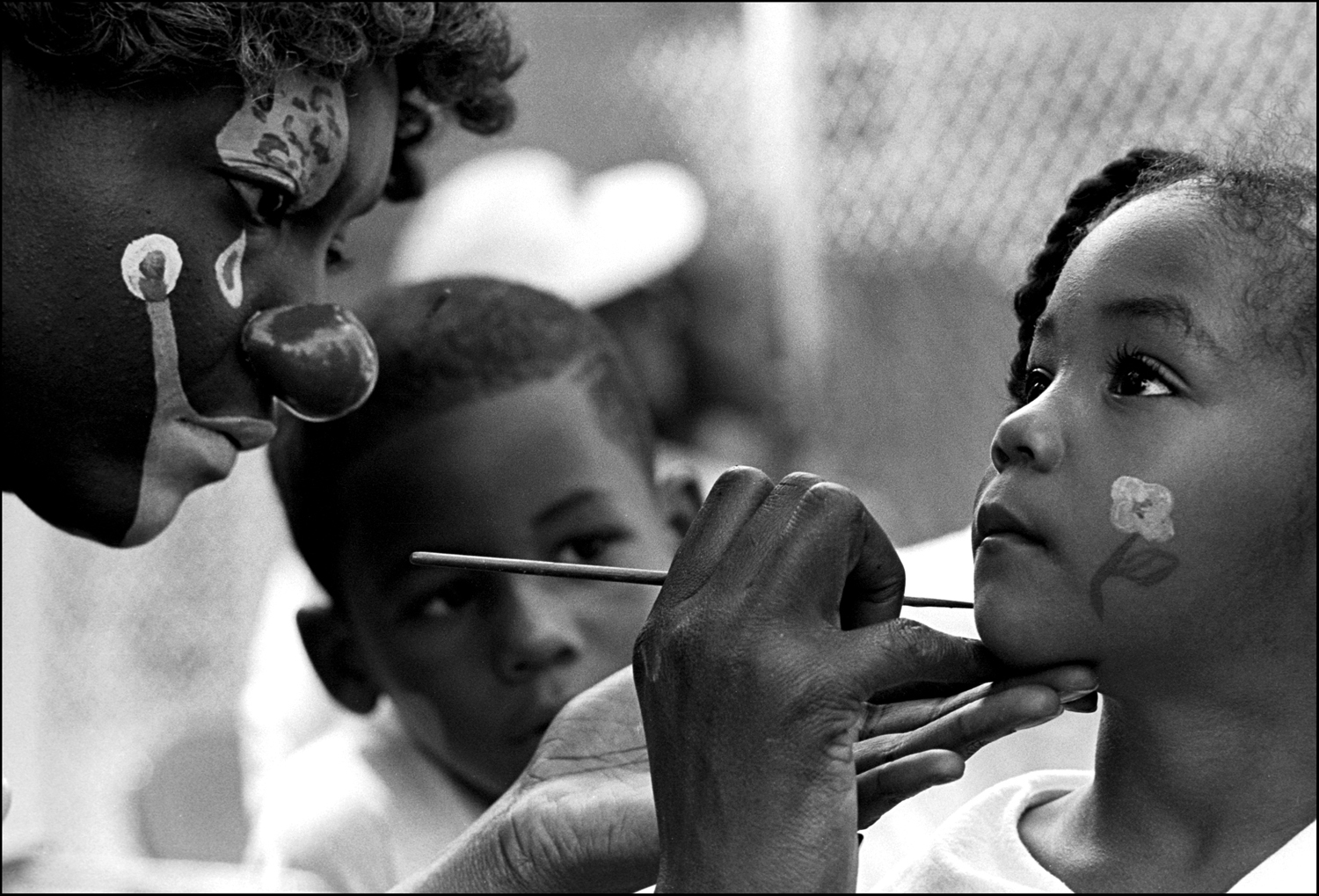 Face painting at Carmel Hill Street Fair. : Carmel Hill Harlem NYC 1995-2000 : BILL FOLEY 