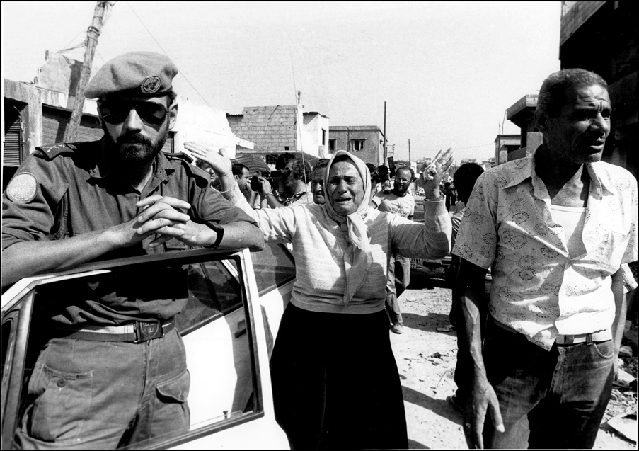 Where were you? Palestinian woman asks UN officer after massacre of hundreds in the Sabra-Chatilla camps, Beirut 1982. : Sabra Chatilla Massacre Beirut 1982 Pulitzer series : BILL FOLEY 