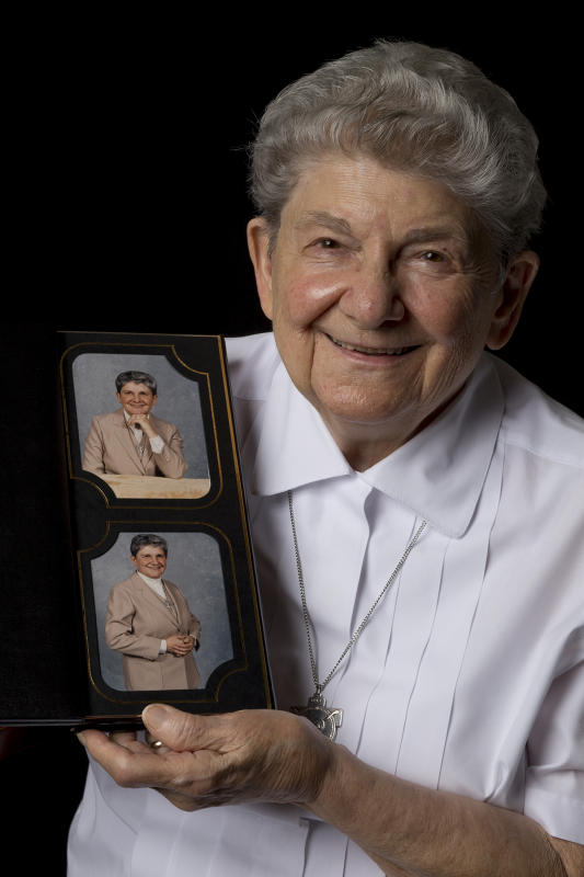 Sr. Marie DiTillio : The Twilight of Oldenburg : BILL FOLEY 