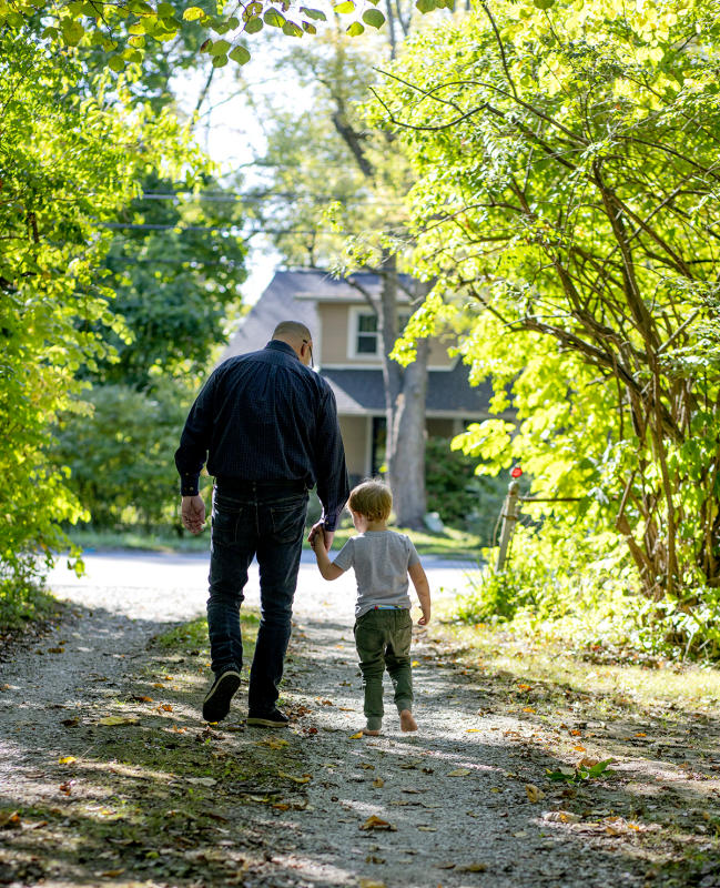 Dean Jewell, 38 years in recovery walks with his grandson. : FIX Heartbreak and Hope inside Indiana's opioid crisis-Portraits of Recovery : BILL FOLEY 