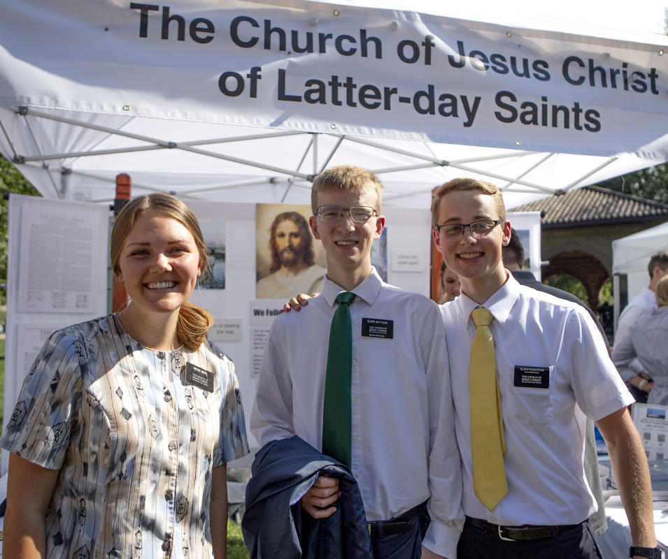 All Smiles as they enjoy the festival. : Festival of Faith, Back in Person! 2022. Military Park Downtown, Indianapolis, September 18, 2022! And Festival of Faith Pre-Pandemic 2019! : BILL FOLEY 