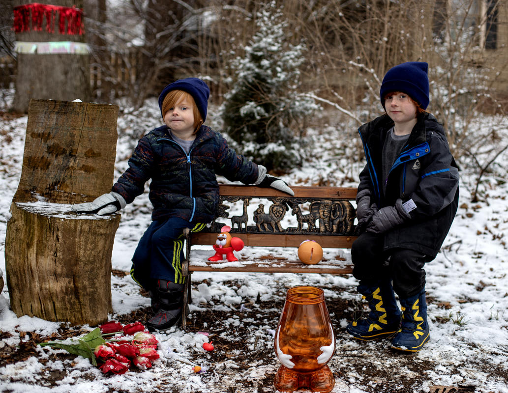 Redheads just want to have fun! Jude and Julian hanging out on a cold January morning. 2023 : Portraits  : BILL FOLEY 