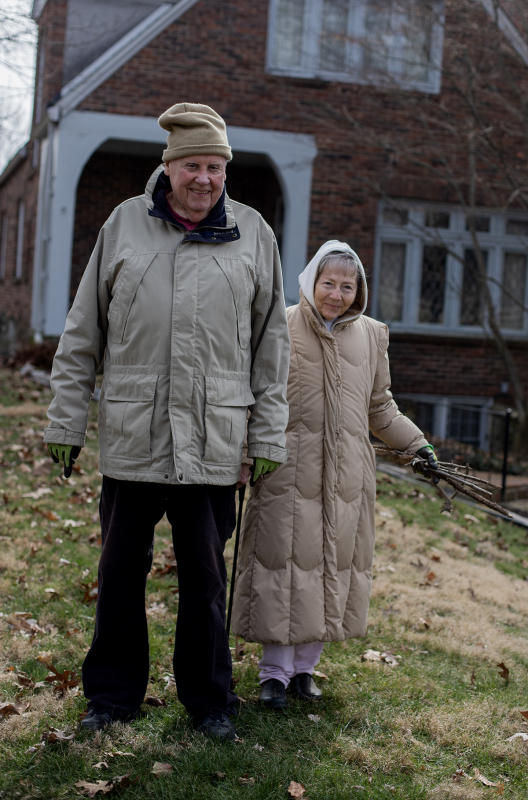 Carl and Beth - no rakes today February
 2023.
 : Portraits  : BILL FOLEY 