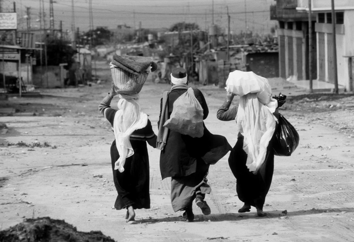 Walking home in Gaza 2002 : Postcards : BILL FOLEY 